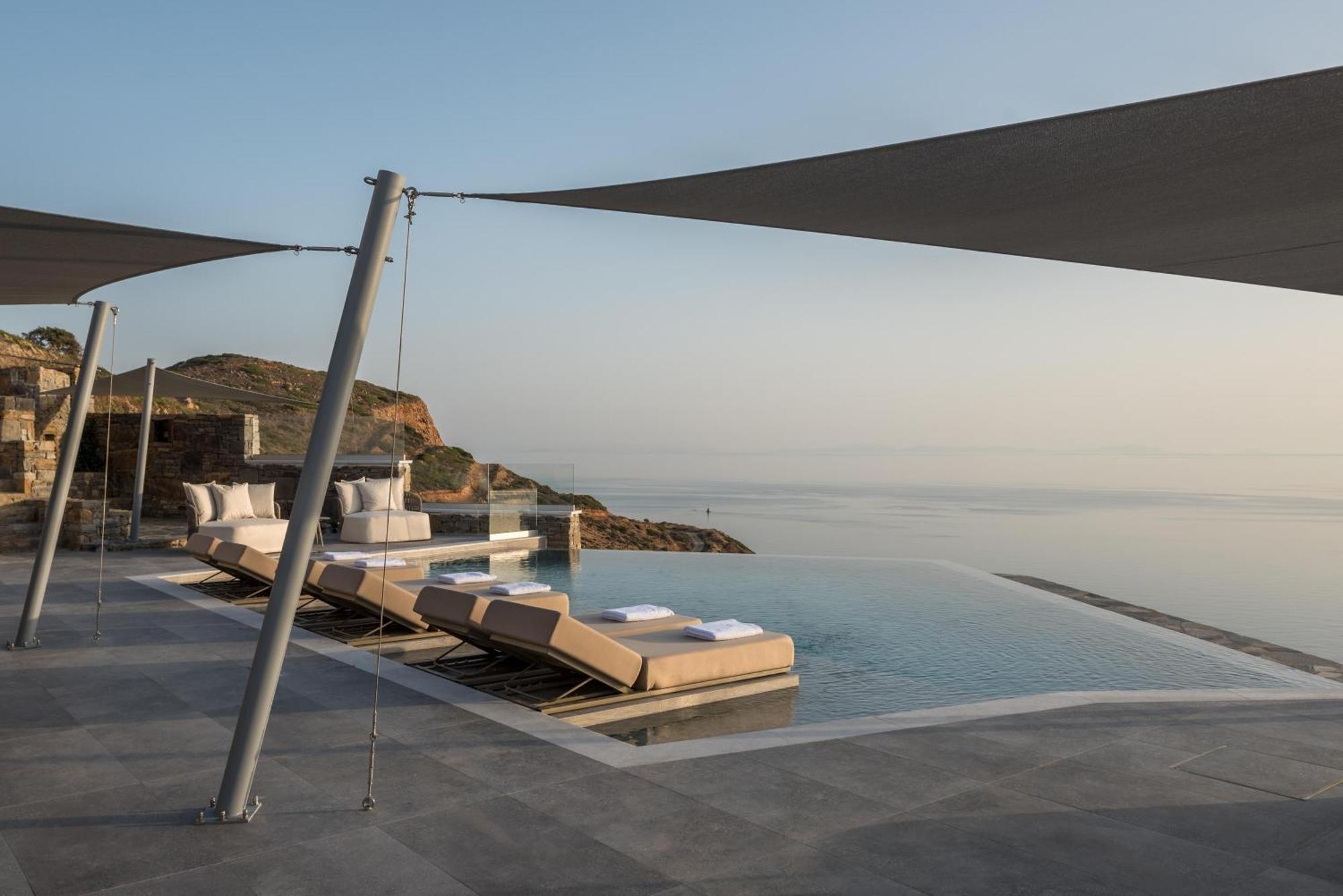 Virtu On The Hill Hotel Стелида Екстериор снимка